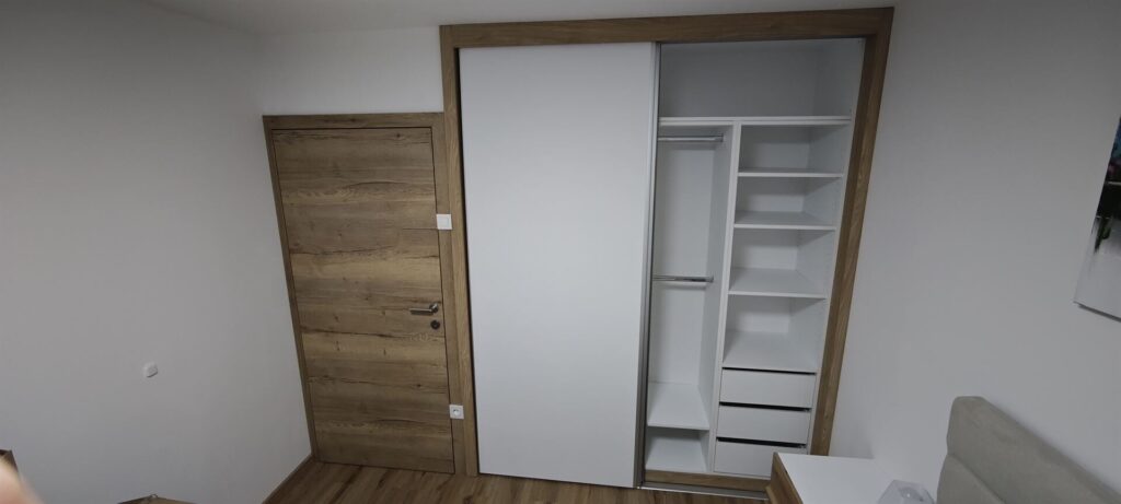 Reference 8 vertigo pohistvo pohistvo po meri 14