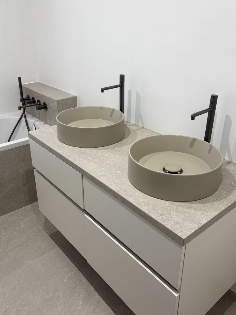 Reference 11 vertigo pohistvo pohistvo po meri 3